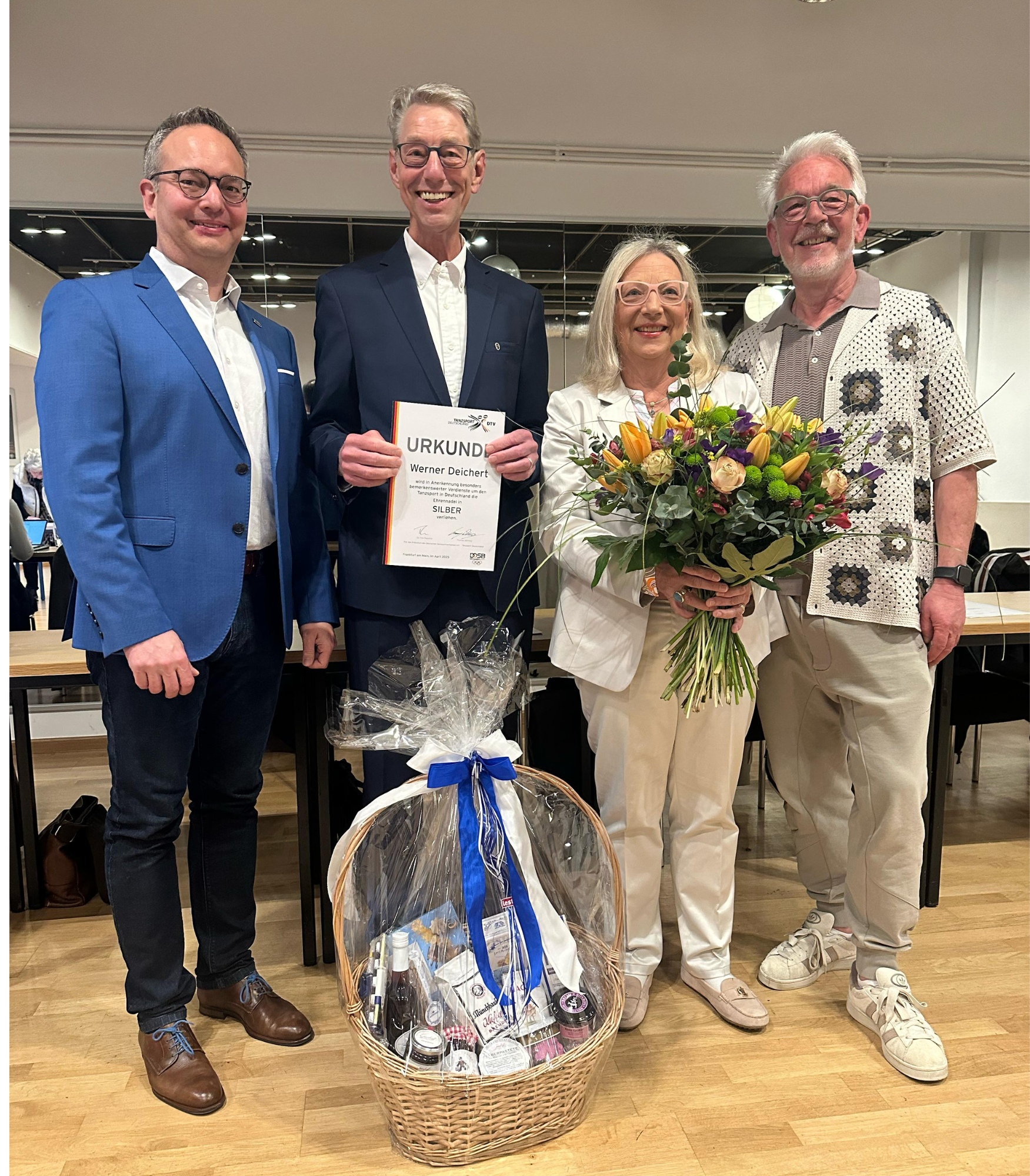 Werner Deichert erhält Ehrennadel in Silber – 50 Jahre Engagement für den Tanzsport in Bremen