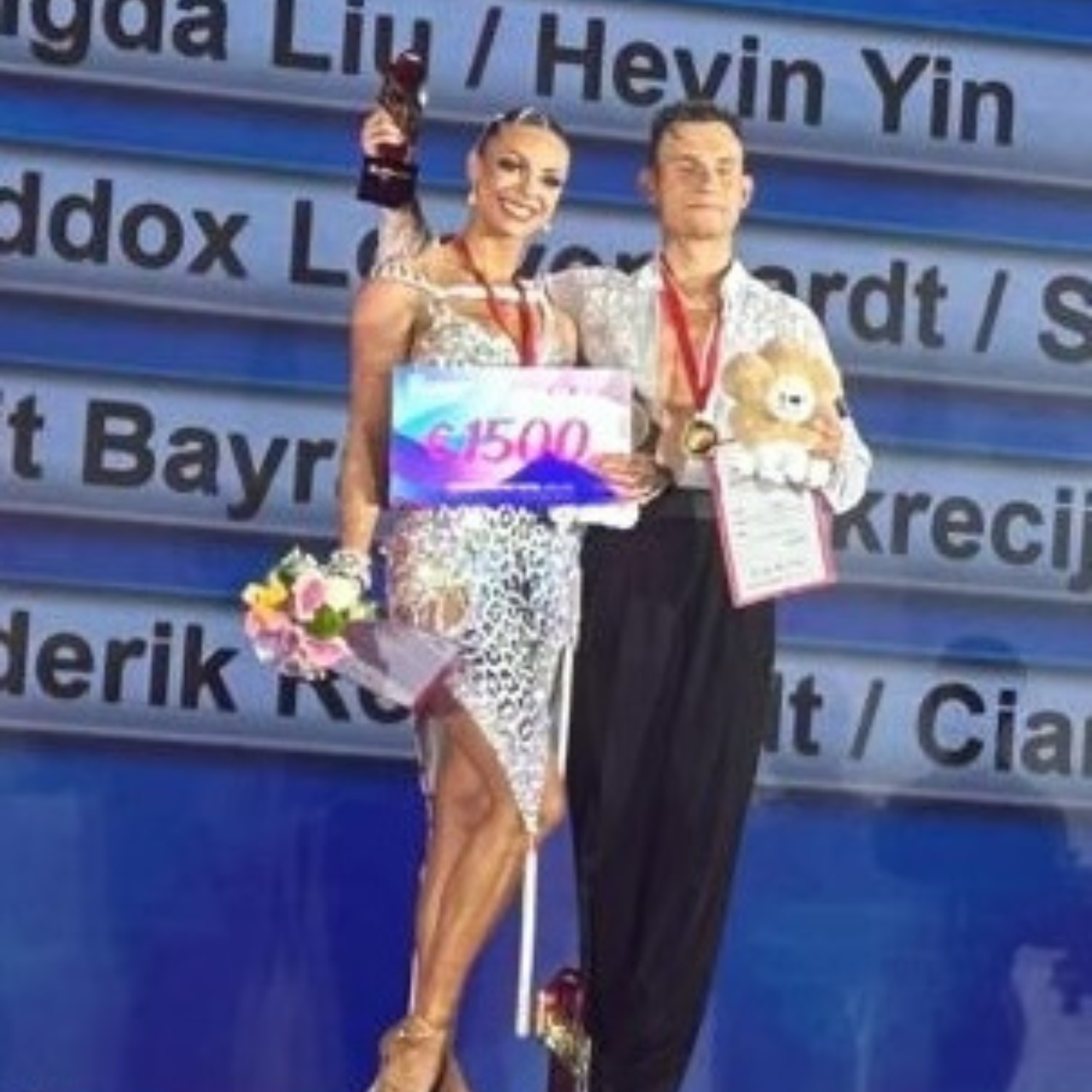 Zwei Finalplätze für den LTV Bremen – Dimitrii Kalistov und Luna Albanese sind Jugend-Weltmeister Latein!