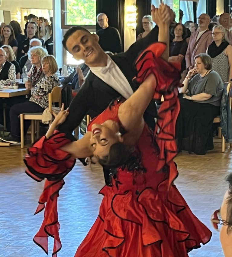 Danila Sitovs / Nora Corpas Diaz, Grün-Gold-Club Bremen, Bremer Landesmeister Hgr. S Standard 2026 // Foto: Yvonne Rust
